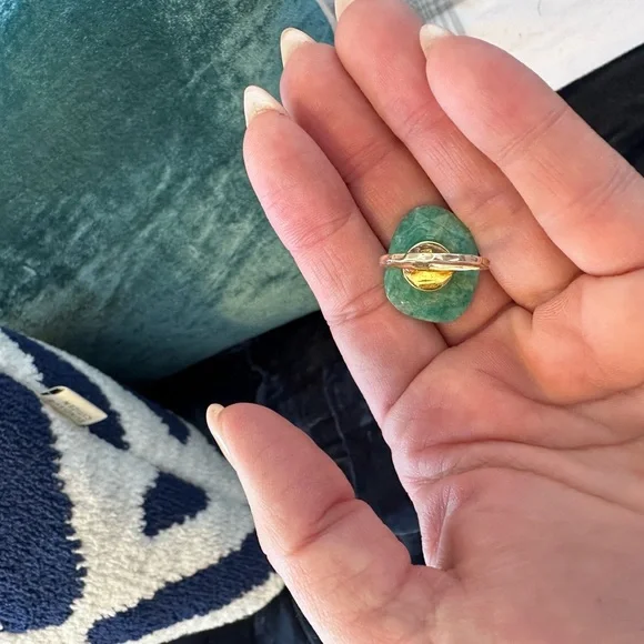 Polished Stone Cocktail Ring - Picture 6 of 7